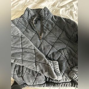 Quilted pullover forever 21